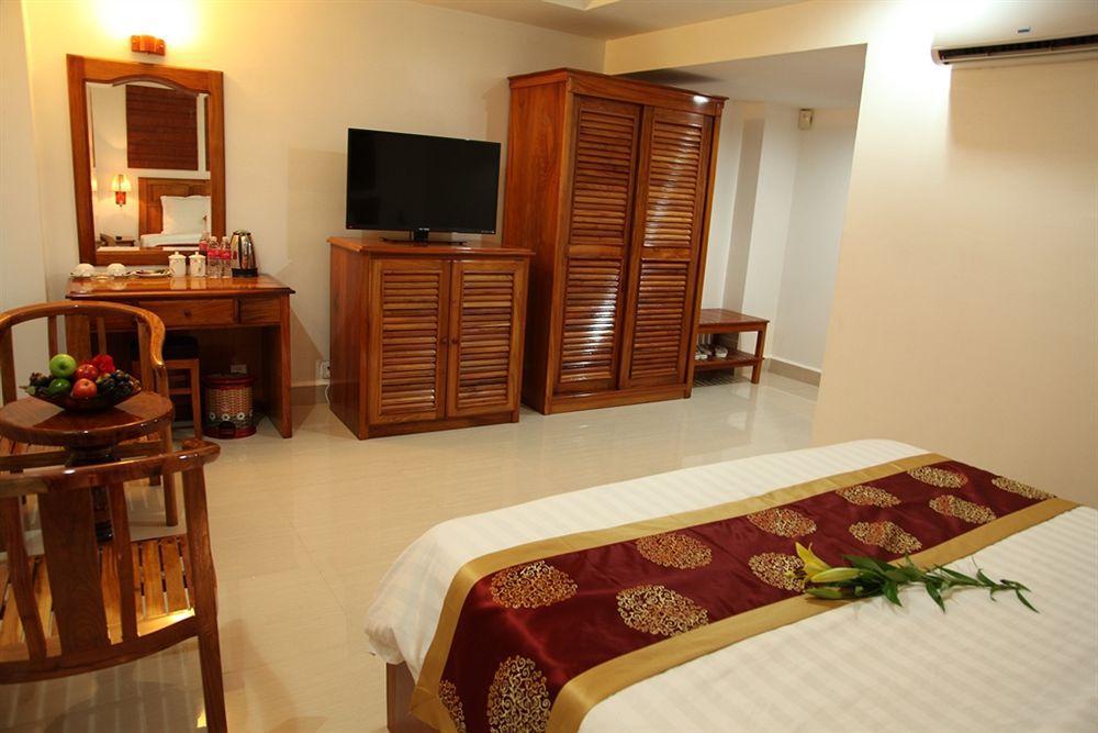 Huang Ting Hotel พนมเปญ ภายนอก รูปภาพ