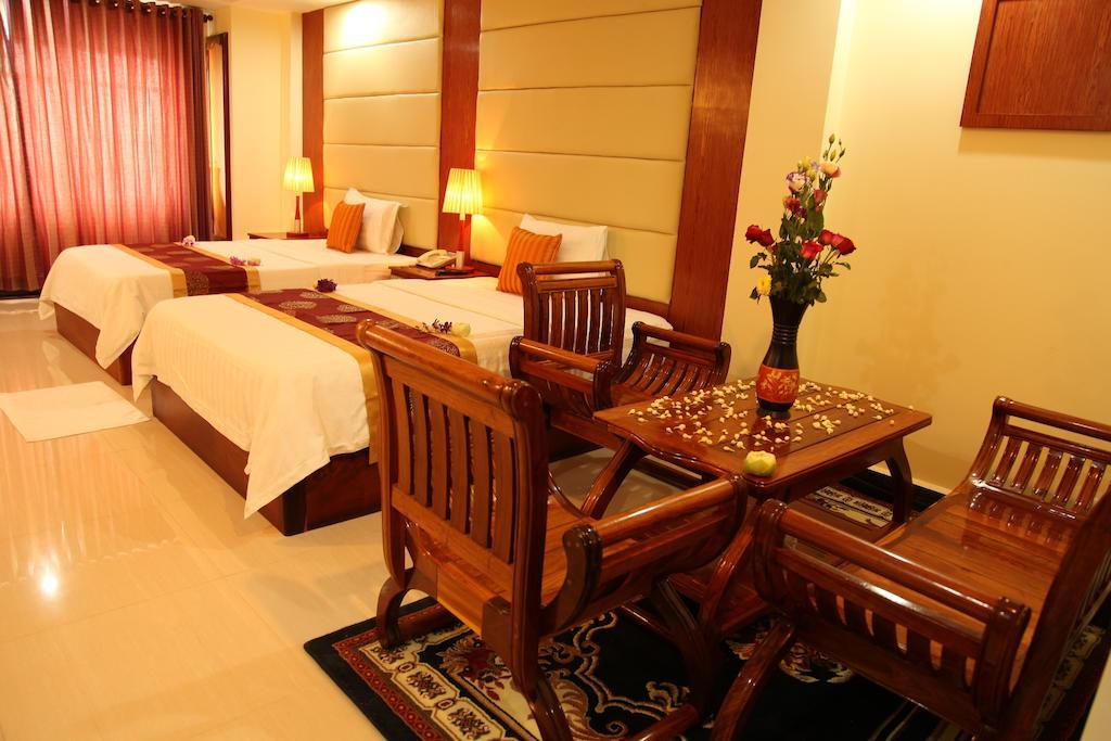 Huang Ting Hotel พนมเปญ ภายนอก รูปภาพ