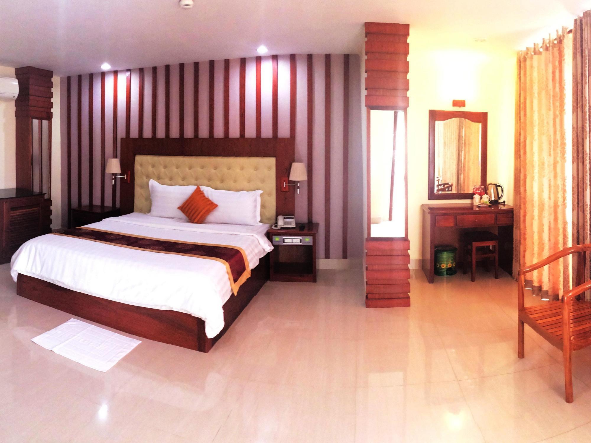 Huang Ting Hotel พนมเปญ ภายนอก รูปภาพ